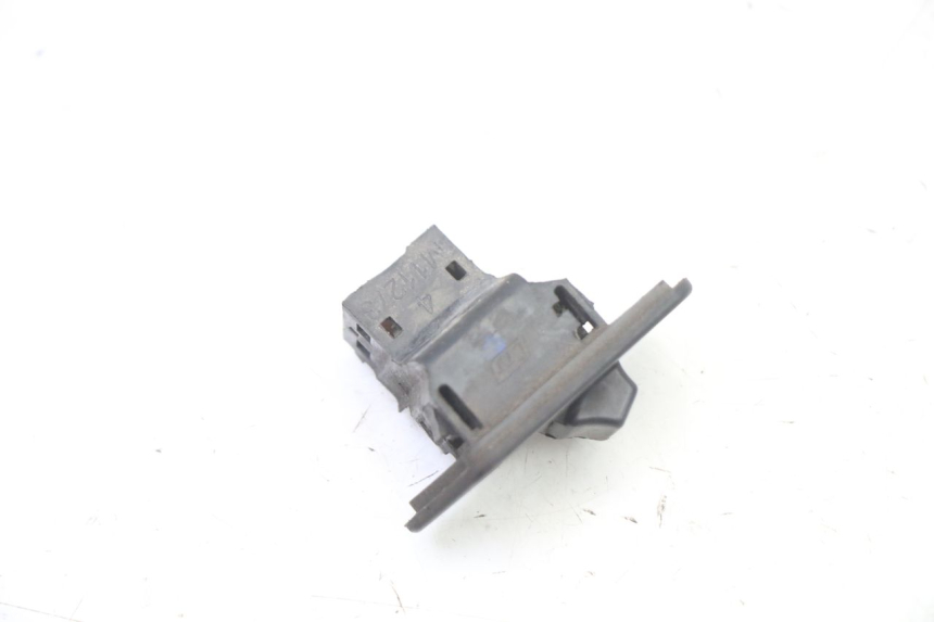 photo de COMMODO PHARE SYM FIDDLE 2 S 125 (2012 - 2014) - Zoom état d’usage