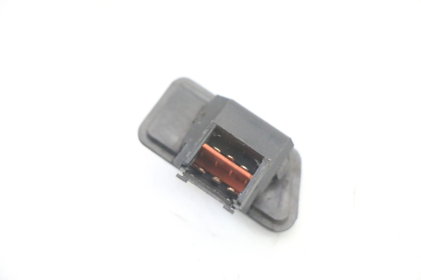 photo de COMMODO PHARE SYM ORBIT 2 4T 50 (2008 - 2017) - Zoom état d’usage