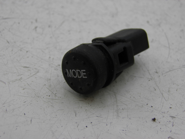 photo de COMMODO PIAGGIO XEVO - X EVO 125 (2010 - 2015) - Détail de la pièce