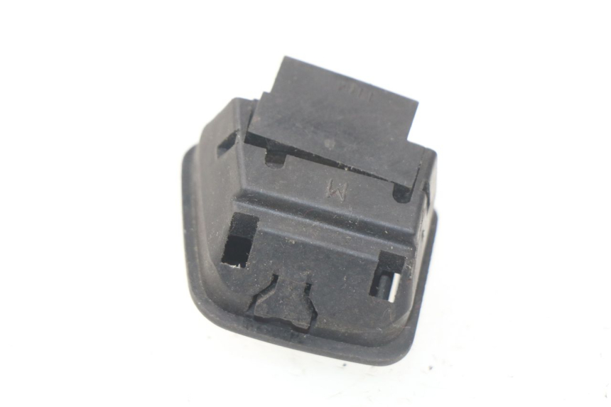 photo de COMMODO PLEIN PHARE PIAGGIO LIBERTY 4T 50 (2004 - 2008) - Détail de la pièce