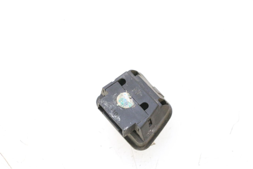 photo de COMMODO PLEIN PHARE PIAGGIO MP3 125 (2006 - 2014) - Zoom état d’usage