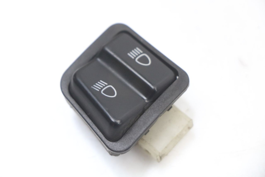 photo de COMMODO PLEIN PHARE HONDA NHX LEAD 110 (2008 - 2010) - Vue principale