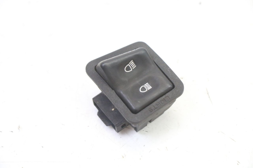 photo de COMMODO PLEIN PHARE SYM ORBIT 2 4T 50 (2008 - 2017) - Détail de la pièce