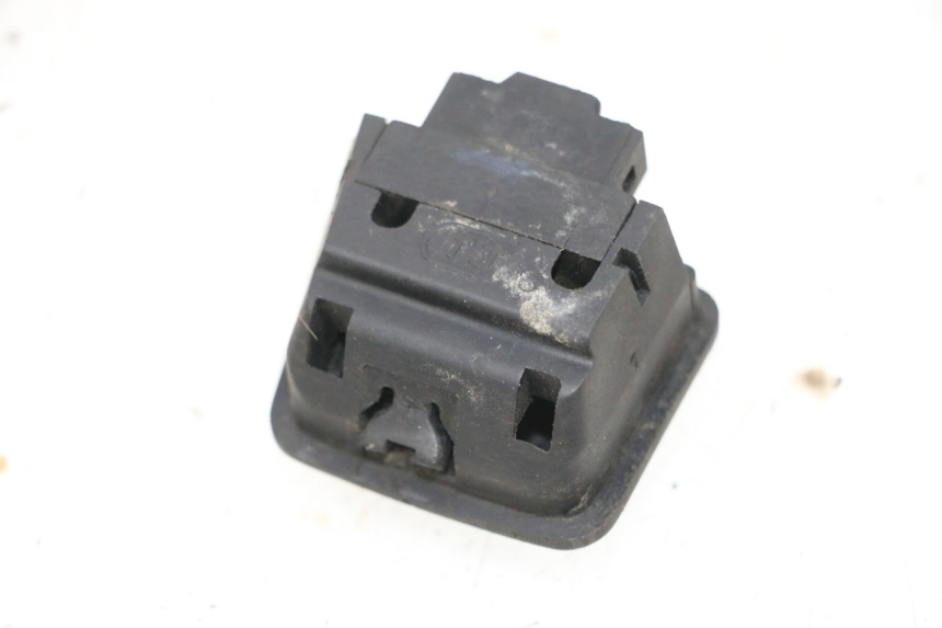 photo de COMMODO PLEIN PHARE SYM ORBIT 2 4T 50 (2008 - 2017) - Détail de la pièce