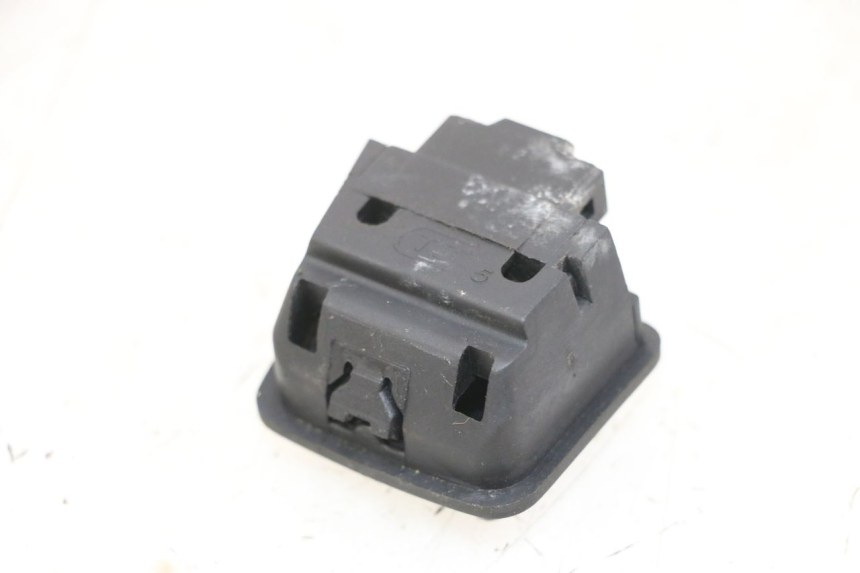 photo de COMMODO PLEIN PHARE SYM ORBIT 2 4T 50 (2008 - 2017) - Détail de la pièce