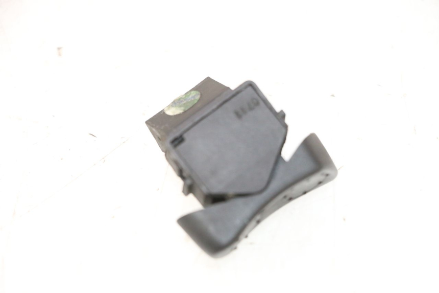 photo de COMMODO PLEIN PHARE PIAGGIO VESPA LX 2T 50 (2005 - 2013) - Détail de la pièce