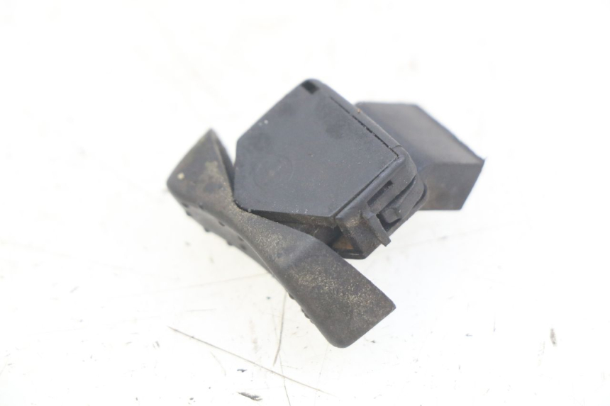 photo de COMMODO PLEIN PHARE PIAGGIO VESPA S 2T 50 (2007 - 2014) - Détail de la pièce