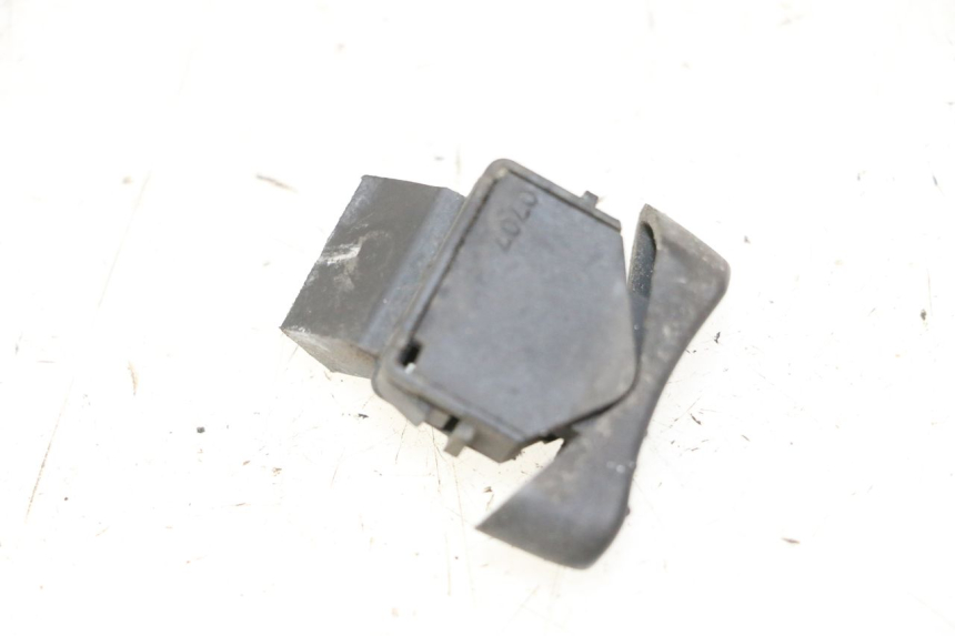 photo de COMMODO PLEIN PHARE PIAGGIO VESPA S 2T 50 (2007 - 2014) - Détail de la pièce