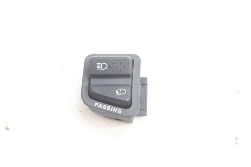 photo de COMMODO PLEIN PHARE PIAGGIO X9 EVOLUTION 125 (2003 - 2007) - Vue principale