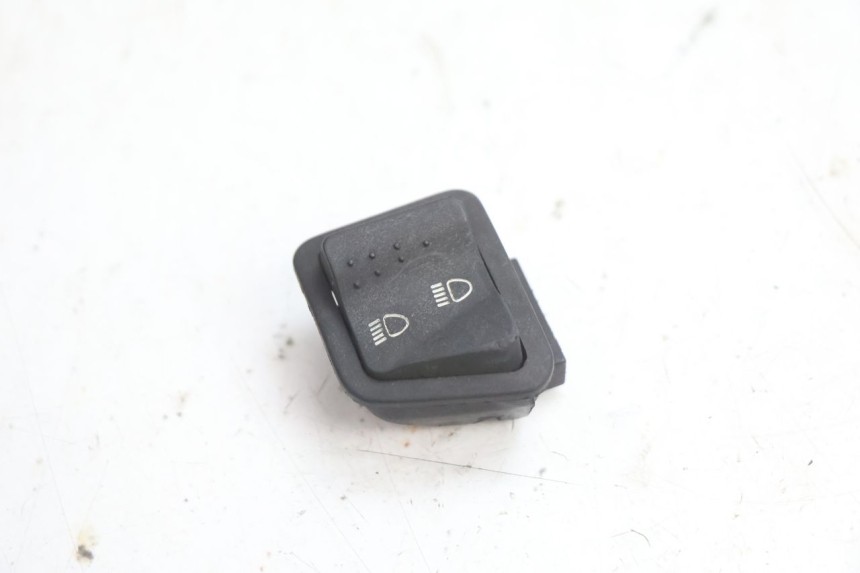 photo de COMMODO PLEIN PHARE PIAGGIO ZIP 2T 50 (2009 - 2019) - Vue principale