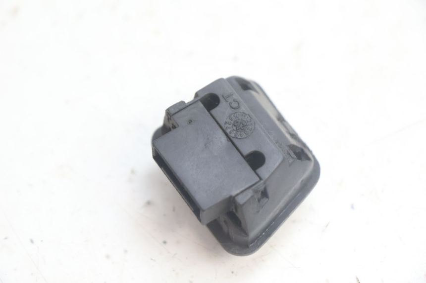 photo de COMMODO PLEIN PHARE PIAGGIO ZIP IGET 4T 50 (2021 - 2023) - Autre angle de vue