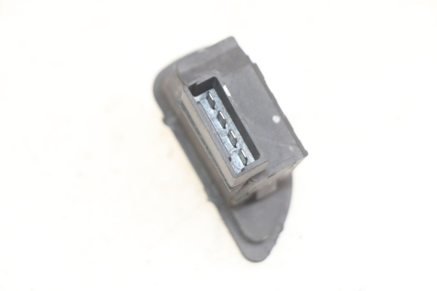 photo de COMMODO ROLL LOCK PIAGGIO MP3 LT 400 (2007 - 2012) - Zoom état d’usage