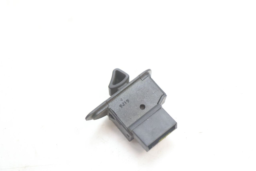 photo de COMMODO ROLL LOCK PIAGGIO MP3 LT 300 (2010 - 2016) - Zoom état d’usage