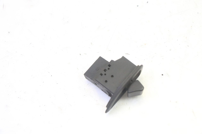 photo de COMMODO ROLL LOCK PIAGGIO MP3 125 (2006 - 2014) - Détail de la pièce