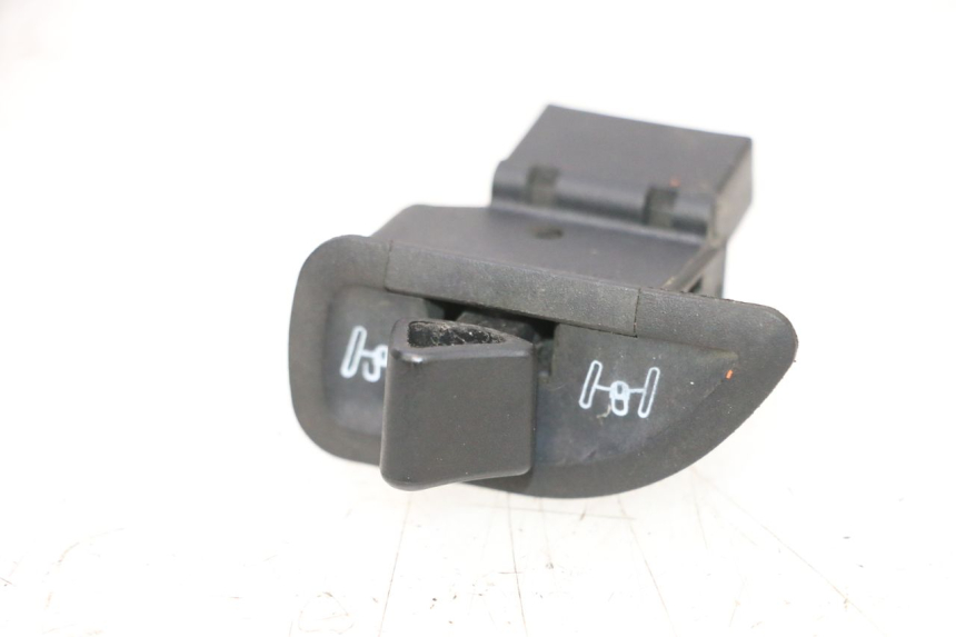 photo de COMMODO ROLL LOCK PIAGGIO MP3 RL 250 (2006 - 2010) - Vue principale