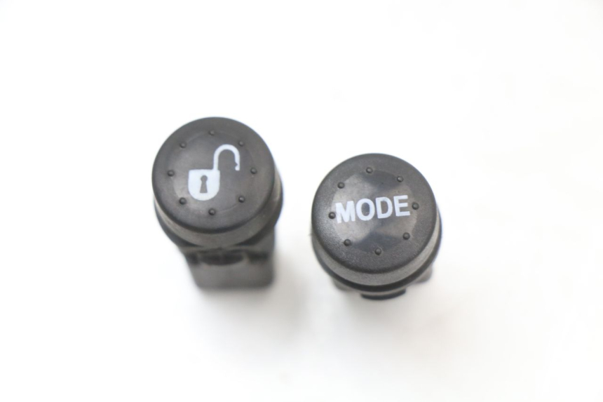 photo de COMMODO PIAGGIO XEVO - X EVO 125 (2007 - 2017) - Détail de la pièce