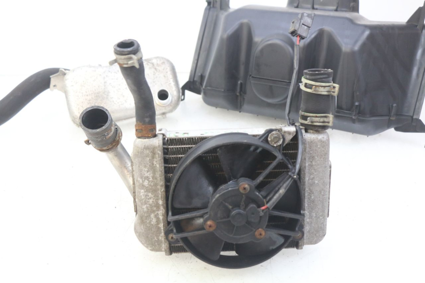photo de COMPRESSEUR PEUGEOT SATELIS COMPRESSOR K15 125 (2006 - 2009) - Détails caractéristiques