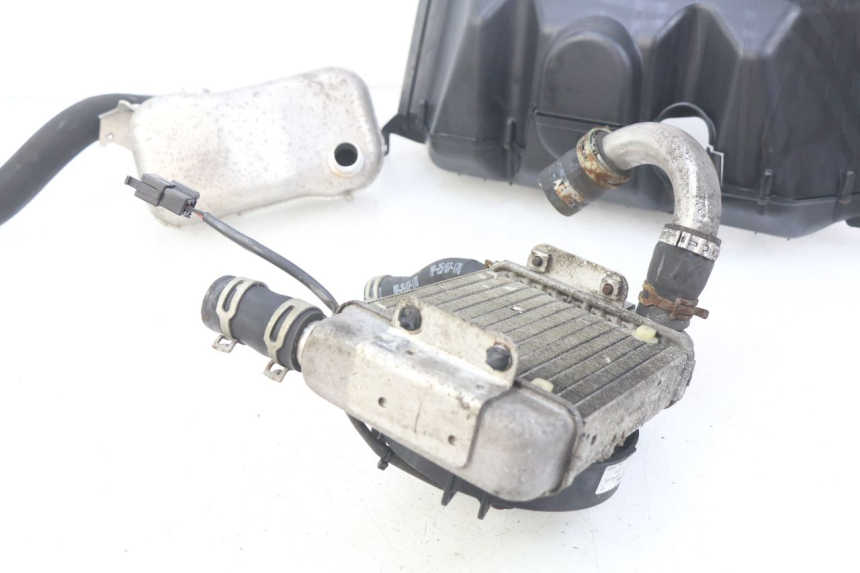 photo de COMPRESSEUR PEUGEOT SATELIS COMPRESSOR K15 125 (2006 - 2009) - Marquages et références