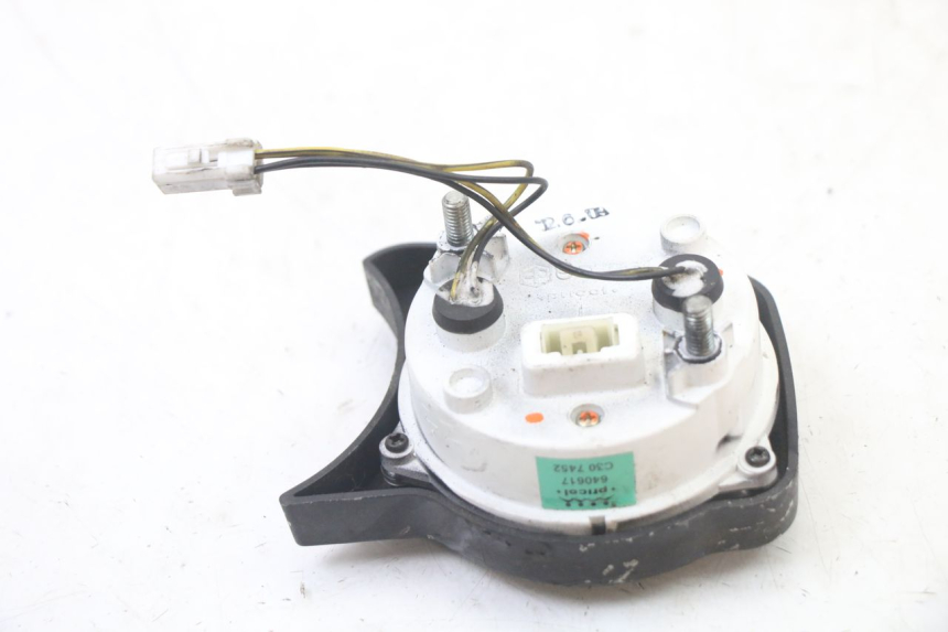 photo de COMPTE TOUR GILERA NEXUS 300 (2008 - 2013) - Autre angle de vue