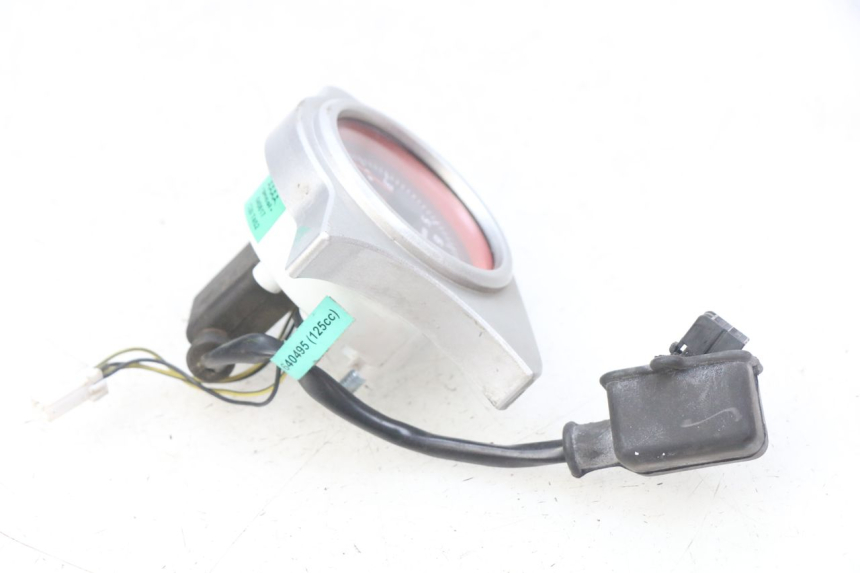 photo de COMPTE TOUR GILERA NEXUS 125 (2009 - 2013) - Gros plan technique