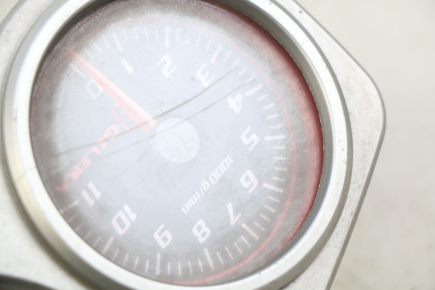 photo de COMPTE TOUR GILERA NEXUS 125 (2007 - 2009) - Zoom état d’usage