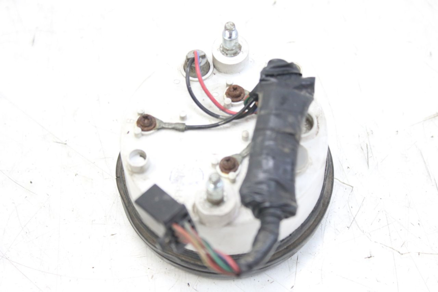 photo de COMPTE TOUR TRIUMPH SPRINT ST 955 (1999 - 2001) - Détail de la pièce