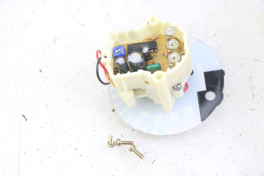 photo de COMPTE TOUR YAMAHA XJN DIVERSION 600 (2000 - 2003) - Détail de la pièce