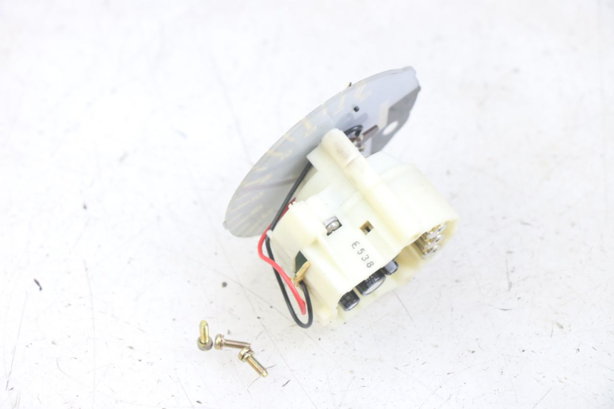 photo de COMPTE TOUR YAMAHA XJN DIVERSION 600 (2000 - 2003) - Gros plan technique