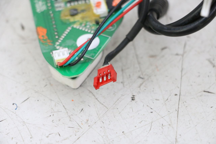 photo de COMPTEUR URBANGLIDE 100XS 1 - Vue d’ensemble