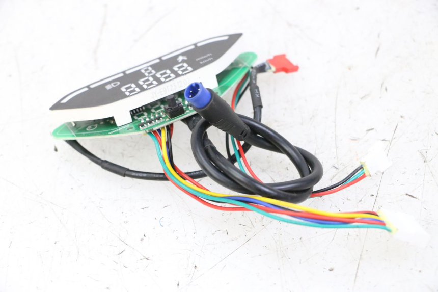 photo de COMPTEUR URBANGLIDE 100XS 1 - Marquages et références