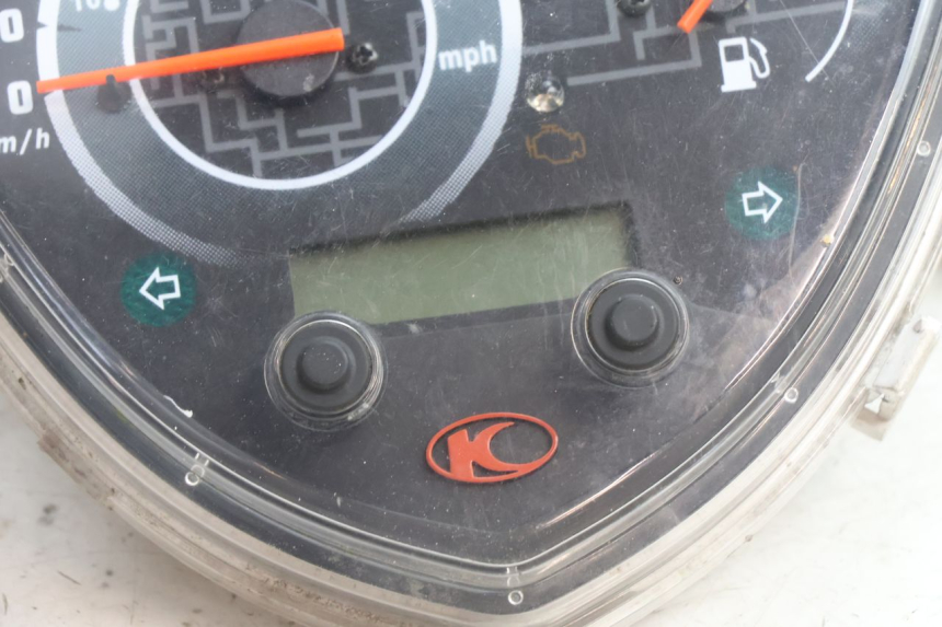 photo de COMPTEUR KYMCO AGILITY 16+ 4T 50 (2018 - 2023) - Gros plan technique