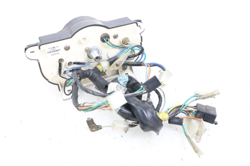 photo de COMPTEUR KYMCO AGILITY 4T 50 (2005 - 2018) - Gros plan technique