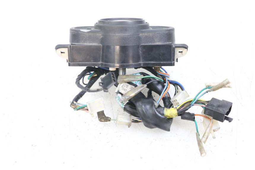 photo de COMPTEUR KYMCO AGILITY 4T 50 (2005 - 2018) - Points de fixation