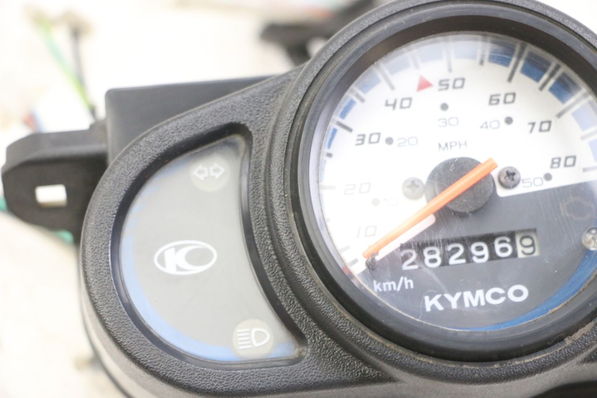 photo de COMPTEUR KYMCO AGILITY 4T 50 (2018 - 2022) - Zoom état d’usage