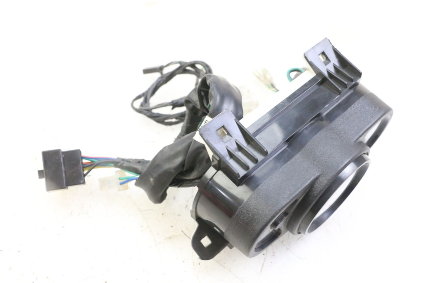 photo de COMPTEUR KYMCO AGILITY 4T 50 (2018 - 2022) - Points de fixation