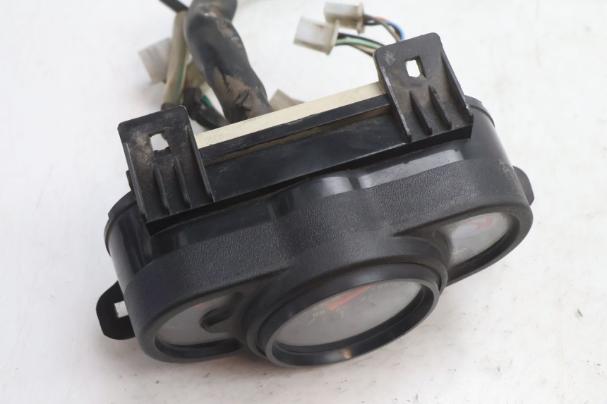photo de COMPTEUR KYMCO AGILITY 4T 50 (2005 - 2018) - Points de fixation
