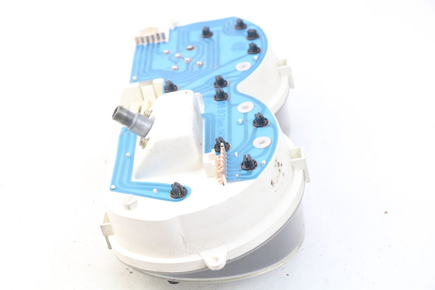 photo de COMPTEUR  APRILIA ATLANTIC 125 (2003 - 2009) - Gros plan technique