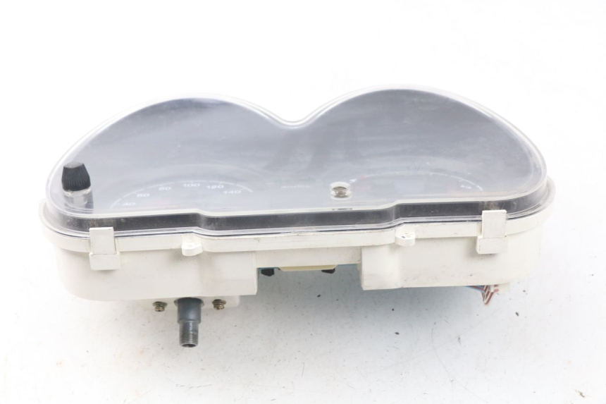 photo de COMPTEUR  APRILIA ATLANTIC 125 (2003 - 2009) - Gros plan technique