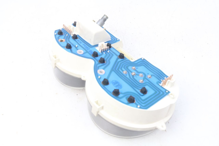 photo de COMPTEUR  APRILIA ATLANTIC 125 (2003 - 2009) - Gros plan technique