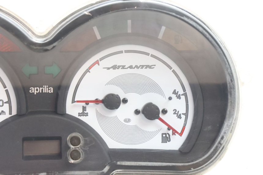 photo de COMPTEUR  APRILIA ATLANTIC S 125 (2010 - 2013) - Autre angle de vue