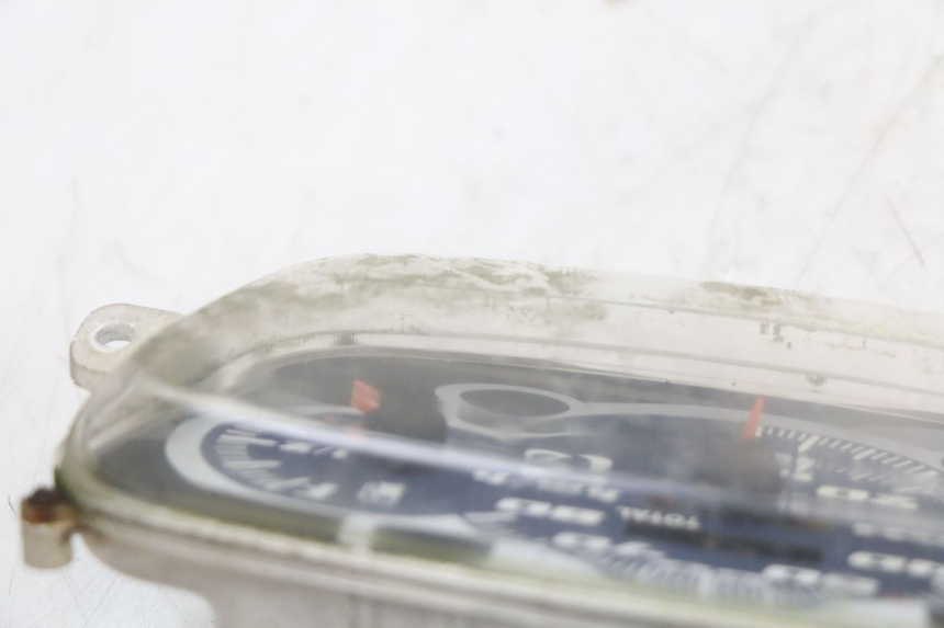 photo de COMPTEUR MBK BOOSTER SPIRIT 50 (2004 - 2017) - Points de fixation