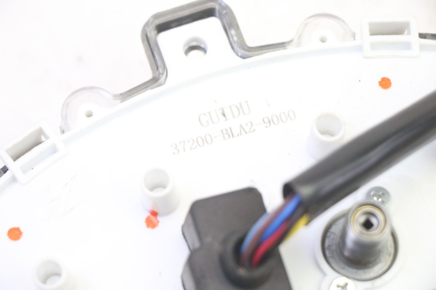 photo de COMPTEUR  MOTRON BREEZY 4T 50 (2021 - 2025) - Vue d’ensemble