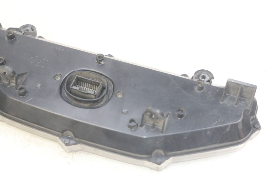 photo de COMPTEUR SUZUKI BURGMAN 650 (2002 - 2004) - Zoom état d’usage