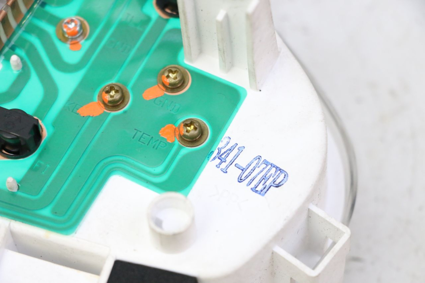 photo de COMPTEUR SUZUKI BURGMAN 125 (2007 - 2014) - Détail de la pièce