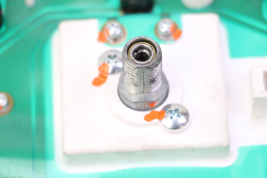 photo de COMPTEUR SUZUKI BURGMAN 125 (2007 - 2014) - Vue rapprochée