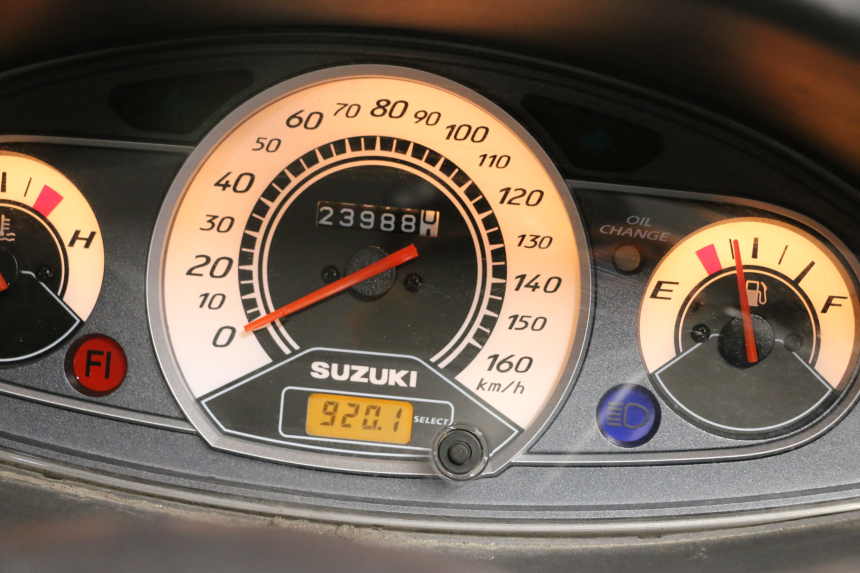 photo de COMPTEUR SUZUKI BURGMAN 125 (2007 - 2014) - Zoom état d’usage