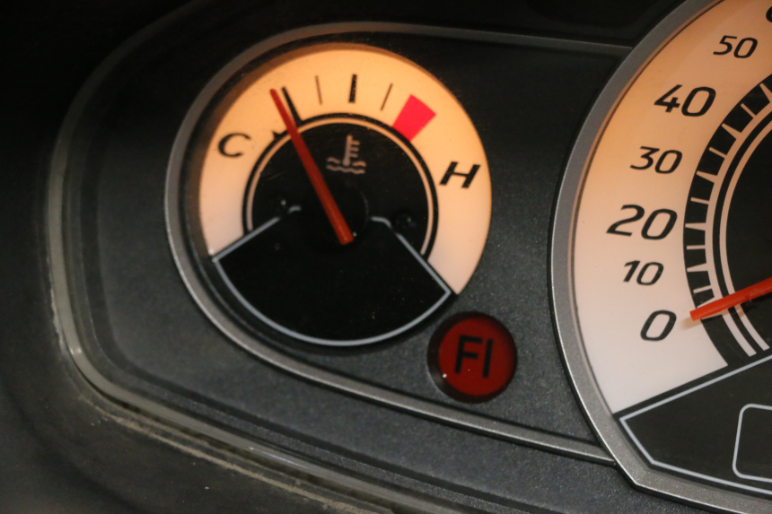 photo de COMPTEUR SUZUKI BURGMAN 125 (2007 - 2014) - Points de fixation