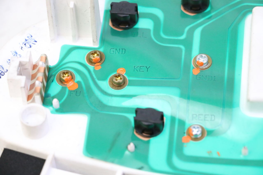 photo de COMPTEUR SUZUKI BURGMAN 125 (2007 - 2014) - Marquages et références