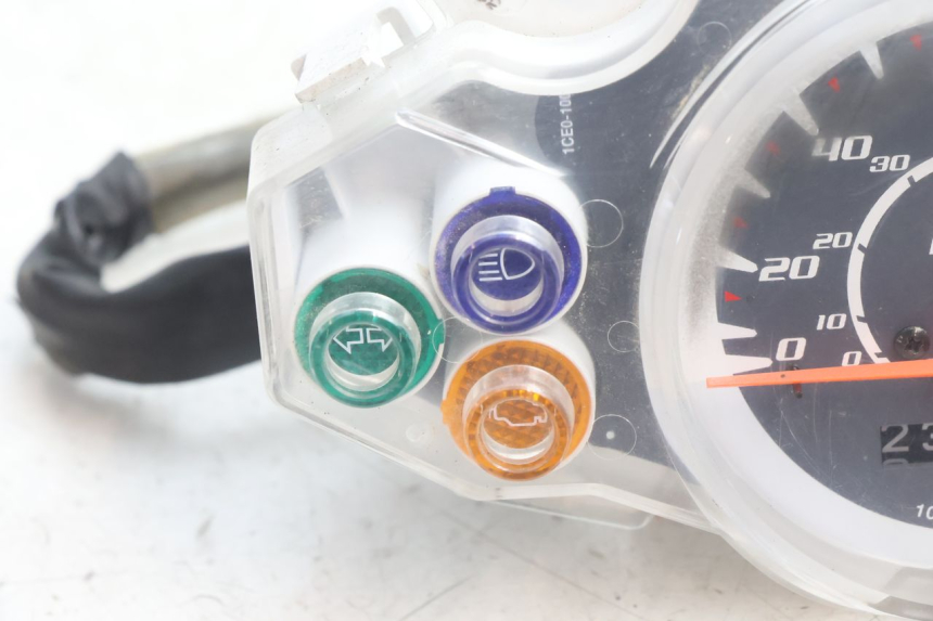 photo de COMPTEUR YAMAHA BW'S BWS 125 (2010 - 2013) - Détail de la pièce