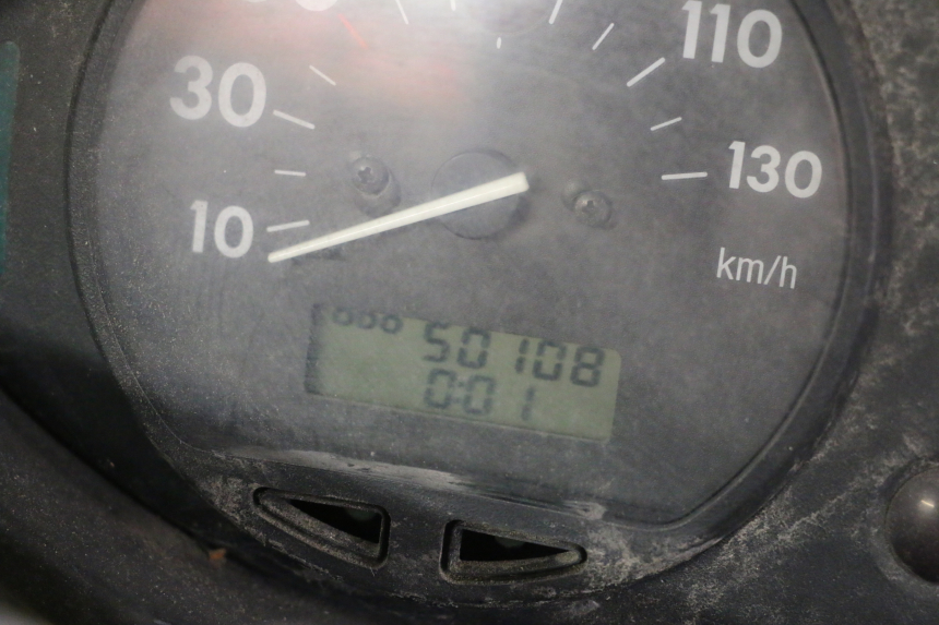 photo de COMPTEUR BMW C1 125 (2000 - 2003) - Autre angle de vue